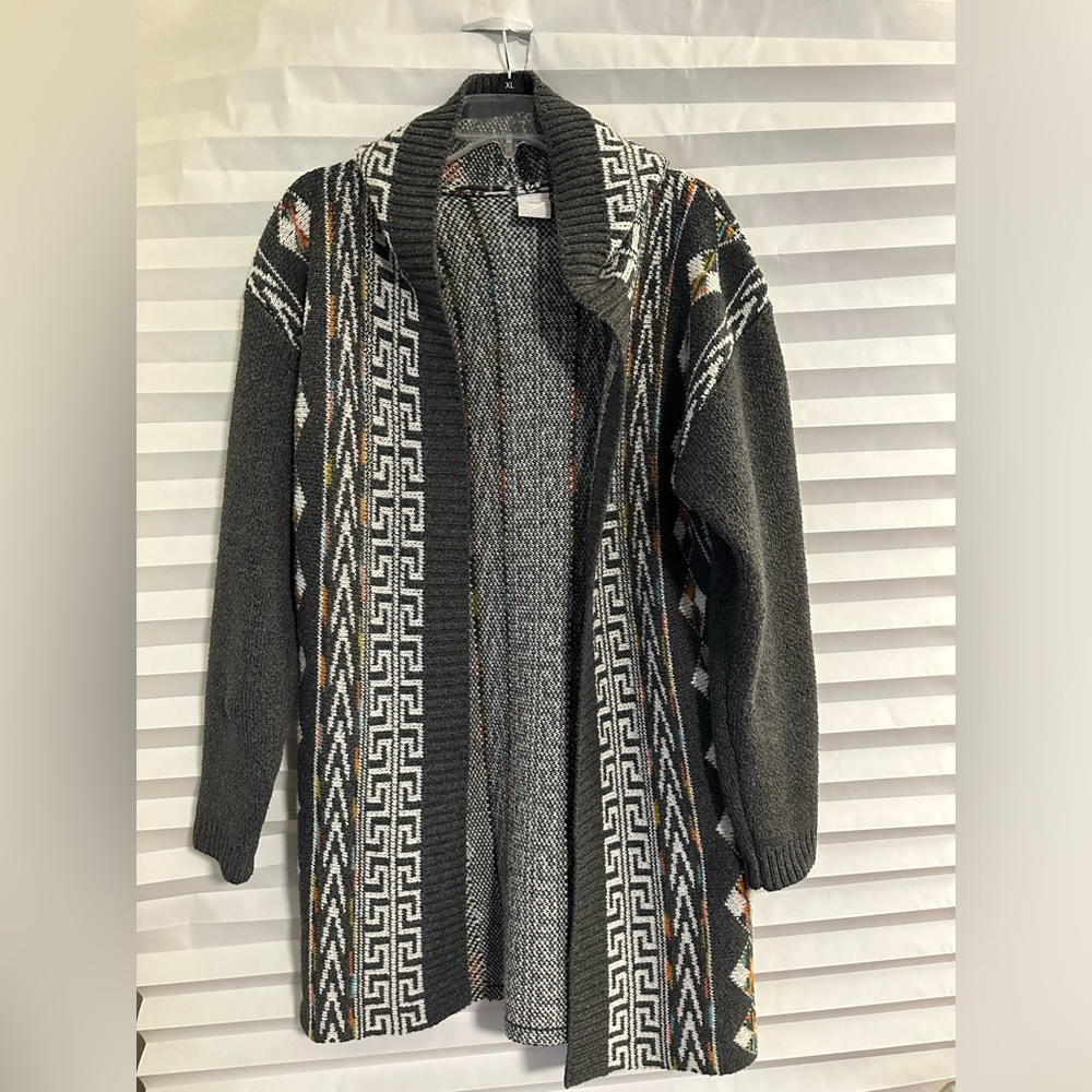 Open-Front Patterned Cardigan Sweater - Charcoal Gray